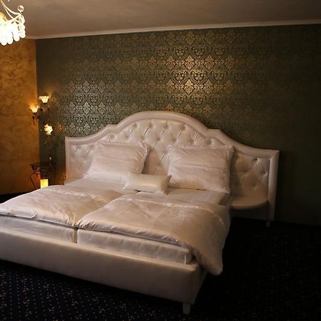 Hotel Kotva Pressburg Zimmer foto